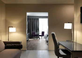Krystal Monterrey hotel thumbnail 8