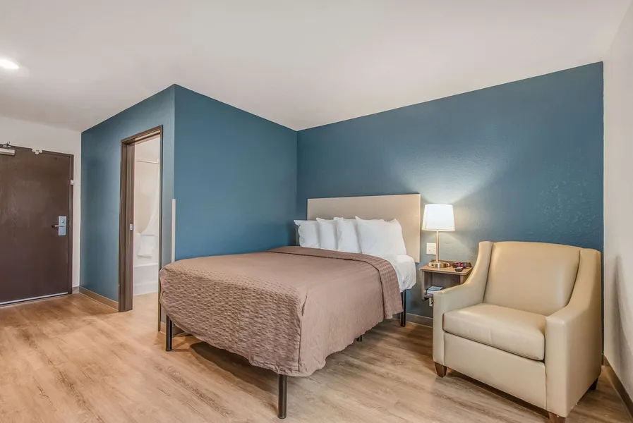 WoodSpring Suites Doral Miami Airport hotel detail image 6