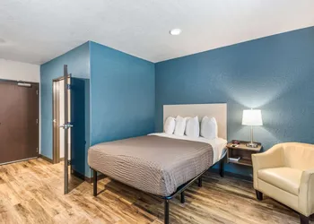 WoodSpring Suites Bradenton hotel thumbnail 8