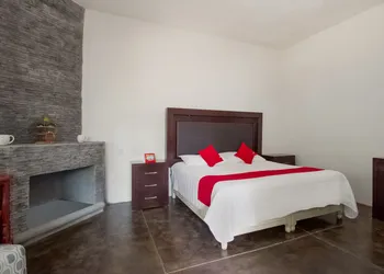 Capital O Hacienda Filadelfia, El Atorón, Irapuato hotel thumbnail 2