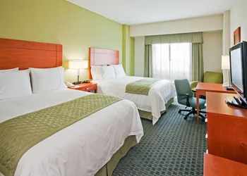 Holiday Inn Express Hotel & Suites Toluca Zona Aeropuerto by IHG hotel thumbnail 5