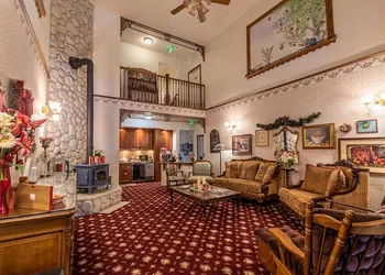 Apples Bed & Breakfast hotel thumbnail 2