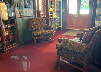 Hotel St. Nicholas hotel thumbnail 2