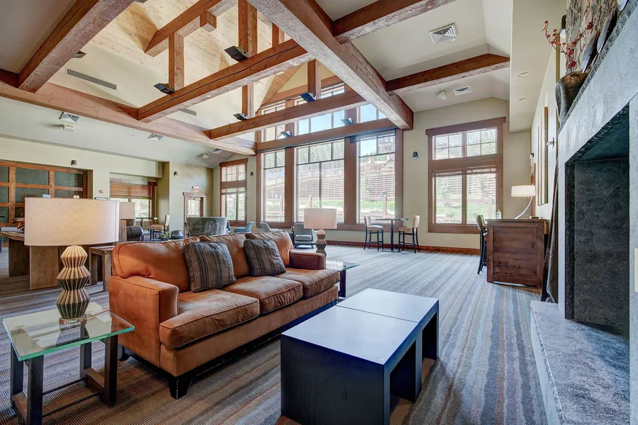 One Ski Hill Place, a RockResort, by Vail Resorts hotel detail image 2