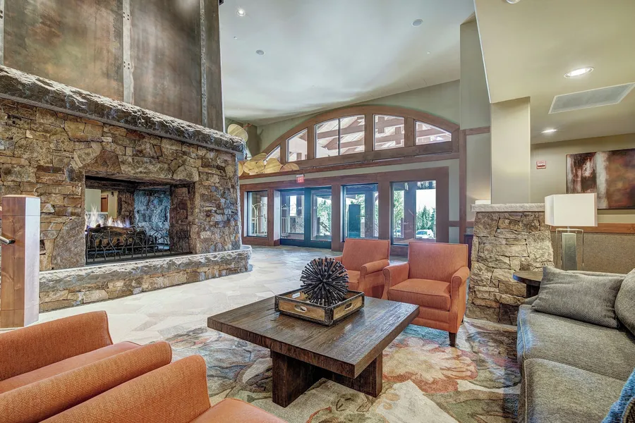 One Ski Hill Place, a RockResort, by Vail Resorts hotel detail image 6