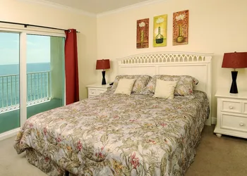Crystal Shores by Wyndham Vacation Rentals hotel thumbnail 6