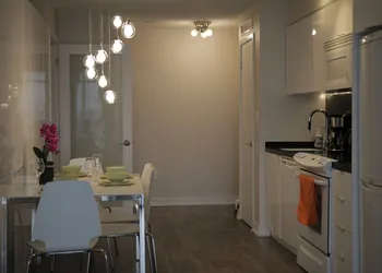 A&A Suites in the heart of Downtown Toronto hotel thumbnail 6