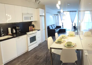 A&A Suites in the heart of Downtown Toronto hotel thumbnail 7