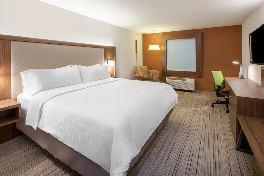 Holiday Inn Express & Suites Lancaster - Mount Joy by IHG hotel detail image 2