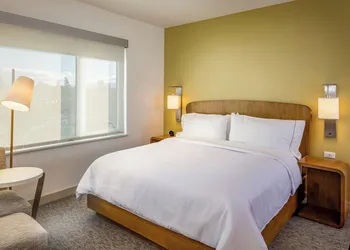 Element by Marriott Bend hotel thumbnail 5