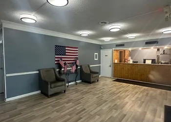 Americas Best Value Inn Rockford hotel thumbnail 2