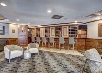 4br Renovated - Sleeps 12- Downtown Breck by RedAwning hotel thumbnail 2