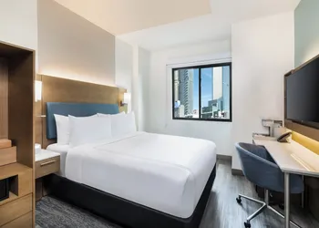 EVEN Hotel Long Island City - New York by IHG hotel thumbnail 4