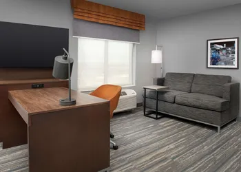 Hampton Inn & Suites Rapid City Rushmore hotel thumbnail 8