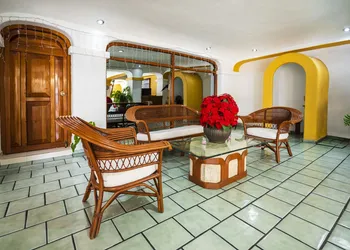 Capital O Colón, Ciudad Guzmán Jalisco hotel thumbnail 7