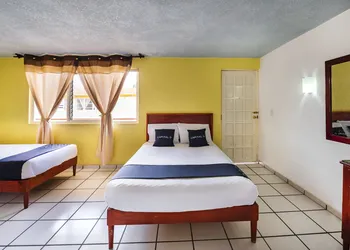Capital O Colón, Ciudad Guzmán Jalisco hotel thumbnail 8