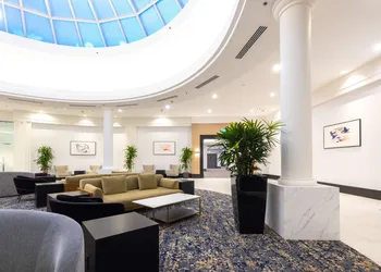 DoubleTree by Hilton Calgary North hotel thumbnail 2