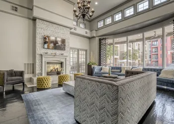Modern Uptown Dallas Stay by Amyfinehouse hotel thumbnail 4