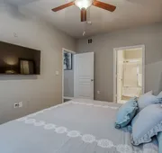 Modern Uptown Dallas Stay by Amyfinehouse hotel detail image 7