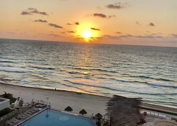 Ocean View Apartments hotel thumbnail 3