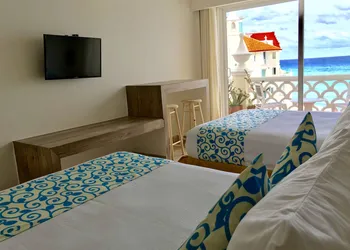 Ocean View Apartments hotel thumbnail 5