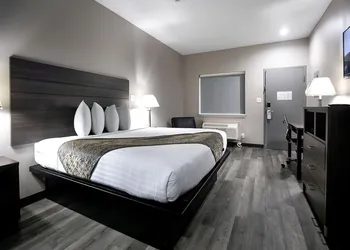 Express Inn hotel thumbnail 3