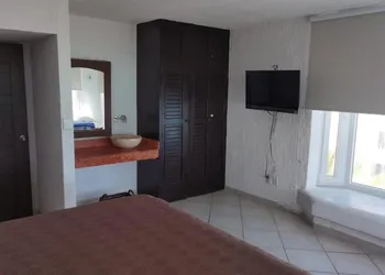 Ocean Front Suites by Rodero Condos hotel thumbnail 6
