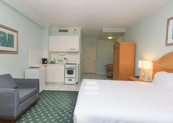 638 Ocean View Hollywood hotel thumbnail 4
