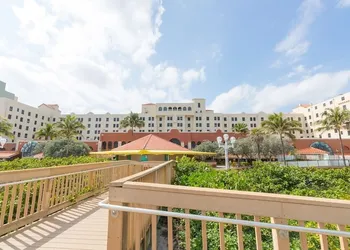 638 Ocean View Hollywood hotel thumbnail 7