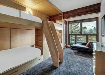 Osprey 303 hotel thumbnail 5