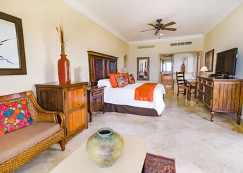 Villa La Estancia Beach Resort & Spa hotel thumbnail 3