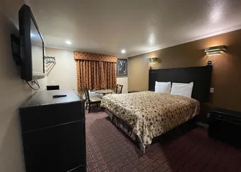 Sunrise inn hotel thumbnail 2