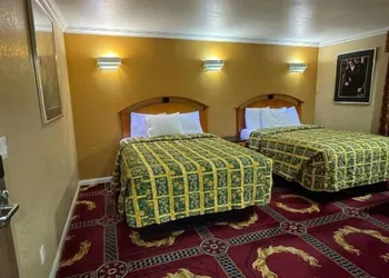 Sunrise inn hotel thumbnail 3