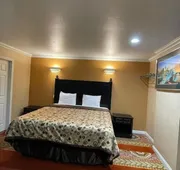 Sunrise inn hotel detail image 4