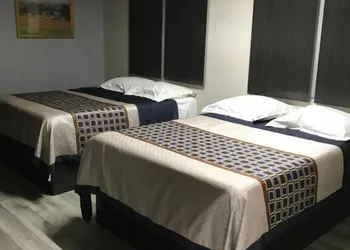 SouthTown SA Inn hotel thumbnail 2