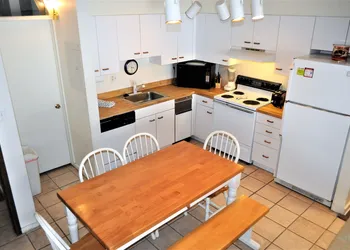 Snowflake 1 Bed plus Den 2 Bath hotel thumbnail 7