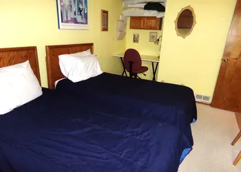 Mountainside 2 Bed 2 Bath hotel thumbnail 4