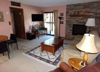 Mountainside 2 Bed 2 Bath hotel thumbnail 8