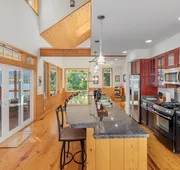 Lazy Bear Lodge 3 Bedroom Home by NW Comfy Cabins by RedAwning hotel detail image 5