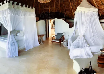 LUV Tulum hotel thumbnail 7