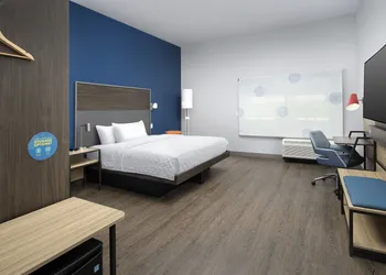 Tru by Hilton Minneapolis Mall of America hotel thumbnail 8