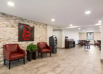 Red Roof Inn Chester hotel thumbnail 2