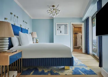 The Sun Rose West Hollywood hotel thumbnail 8