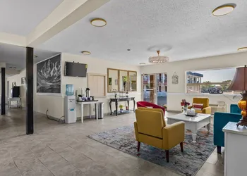 Red Arrow Inn & Suites, a Travelodge by Wyndham hotel thumbnail 3