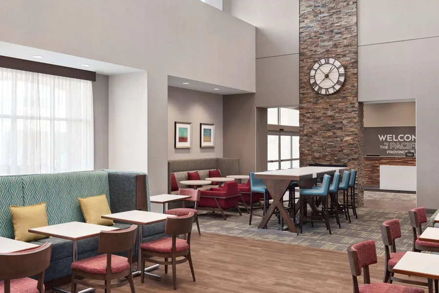 Hampton Inn & Suites by Hilton Kelowna Airport hotel detail image 2