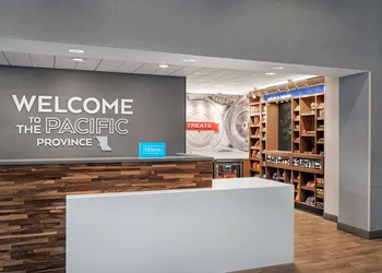 Hampton Inn & Suites by Hilton Kelowna Airport hotel thumbnail 4