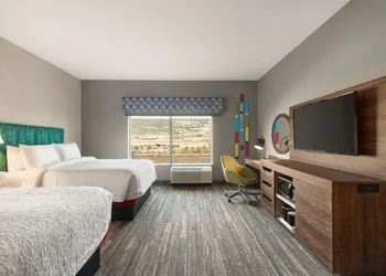 Hampton Inn & Suites by Hilton Kelowna Airport hotel thumbnail 6