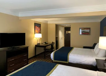 Comfort Inn Saint Paul East hotel thumbnail 5