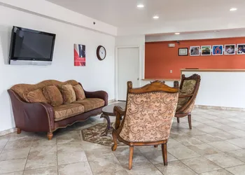 Motel 6 Alvarado, TX hotel thumbnail 3