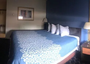 Aderi Hotel Lewisburg hotel thumbnail 4